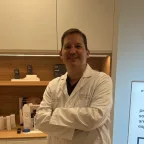 Dr. Alejandro Martínez Galindo